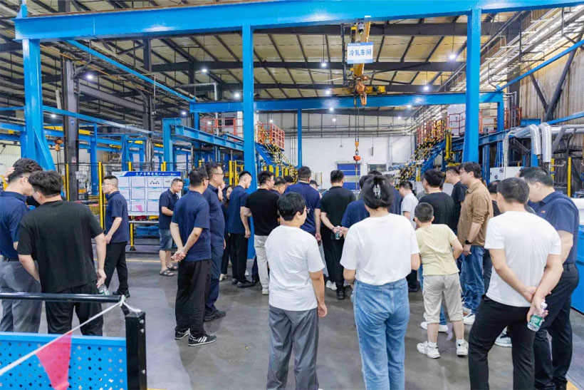 Joint hands with Venjong, Win the future together——2025 Kunshan Venjong ‘Golden Wheel Star’Elite Seminar successfully  held